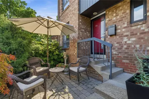 46 Foster Sq, Pittsburgh, PA 15212