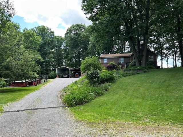 108 Needham Dr, Valencia, PA 16059