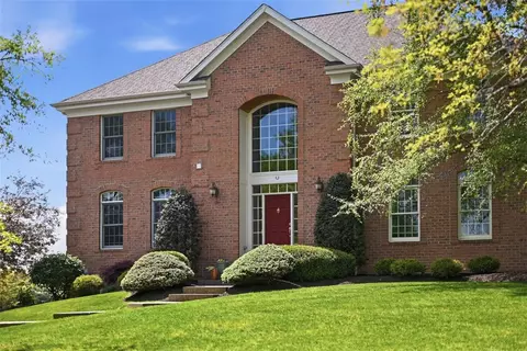 317 Abbey Brook Ln, Venetia, PA 15367