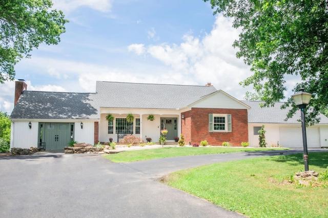 3 Coates Ln, Indiana, PA 15701