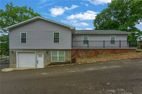 303 Garfield Ave, Mars, PA 16046