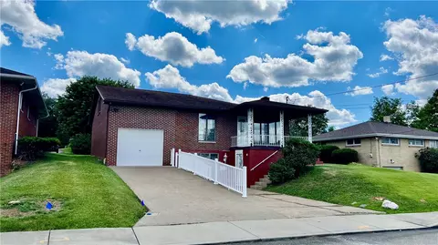 817 Jane Ave, Charleroi, PA 15022