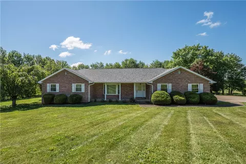 1607 Millers Run Rd, Mcdonald, PA 15057