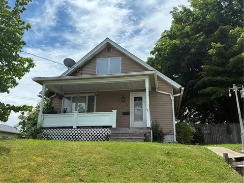 319 Phillips St, Charleroi, PA 15022