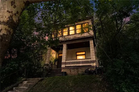 1127 South Ave, Pittsburgh, PA 15221