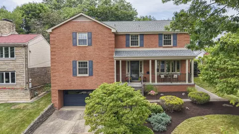 206 Main Entrance Dr, Pittsburgh, PA 15228