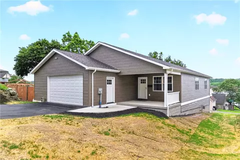 213 Reed Ave, Houston, PA 15342