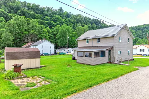 105 2nd, Whitsett, PA 15473