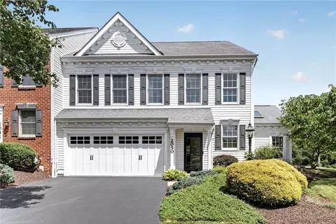 2050 Croghan Dr, Carnegie, PA 15106