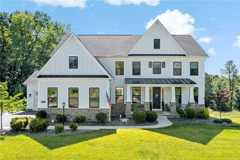 125 Abigail Dr, Mars, PA 16046