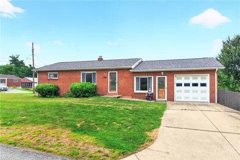 250 Alder St, New Kensington, PA 15068