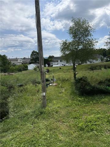 119 Pine St, Derry, PA 15627