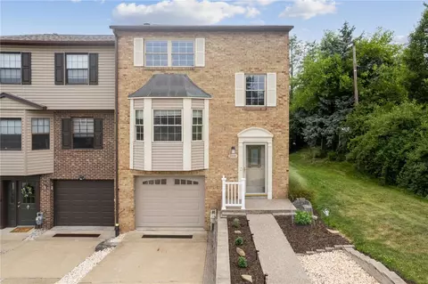 5131 Daube Dr, Pittsburgh, PA 15236
