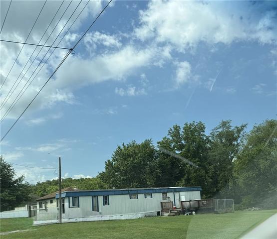 132 Pine St, Derry, PA 15627
