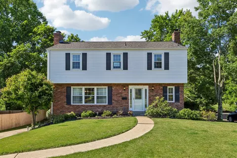 1021 Balmoral, Pittsburgh, PA 15237
