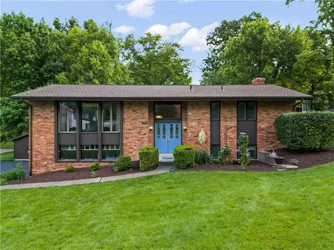 304 Clubview Dr, Canonsburg, PA 15317