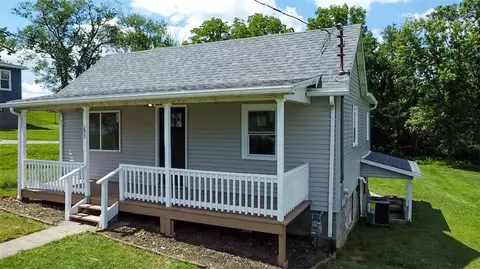 290 Vogliano St, Meadowlands, PA 15347