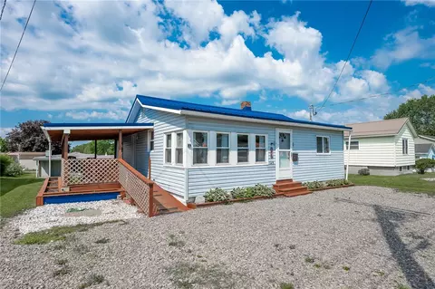 145 Chestnut St, Coral, PA 15731