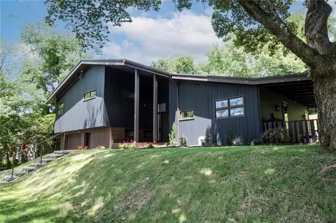 711 Croyland Ave, Indiana, PA 15701