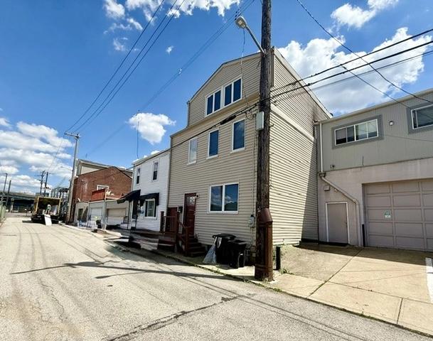 2118 Merriman Way, Pittsburgh, PA 15203