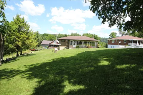 Exterior - 142 3rd Ave, New Eagle, PA 15067 photo 7 of 8