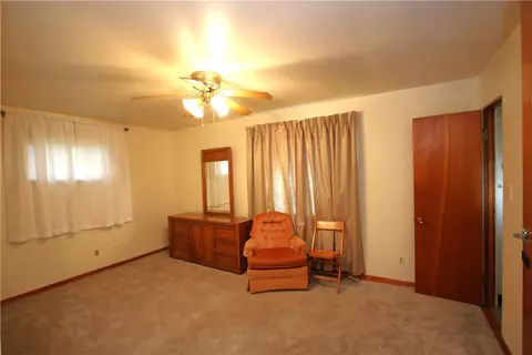 Bedroom - 142 3rd Ave, New Eagle, PA 15067 photo 1 of 4