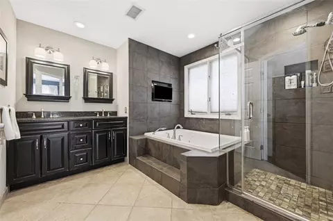 Bath - 441 Elder Ct, Mars, PA 16046 photo 2 of 5