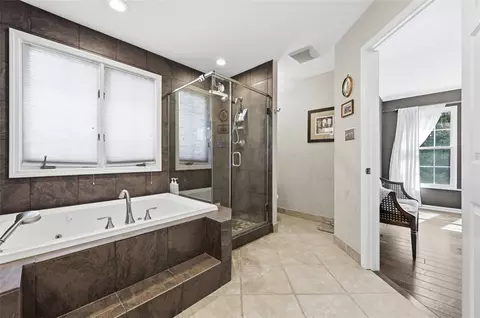 Bath - 441 Elder Ct, Mars, PA 16046 photo 3 of 5