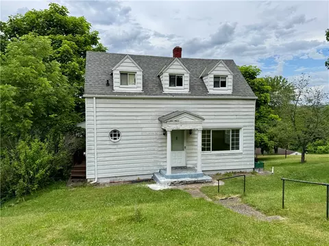 421 Mcgeary Ave, Monessen, PA 15062