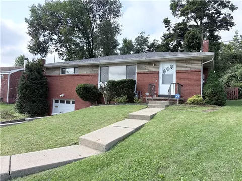 1654 Hollyrood Rd, Pittsburgh, PA 15227