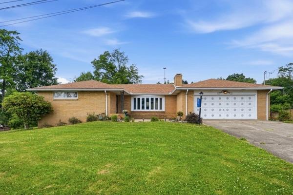 4082 Lott Ct, Murrysville, PA 15668