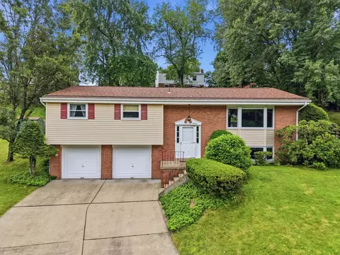 8244 Coach, Allison Park, PA 15101