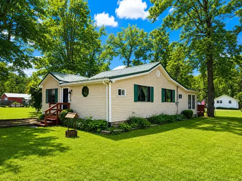 36041 Carter, Canadohta Lake, PA 16438