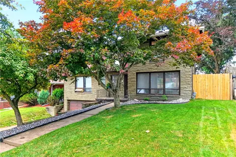 5112 Rosecrest Dr, Pittsburgh, PA 15201