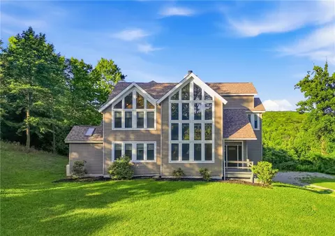 300 Mohawk Rd, Champion, PA 15622