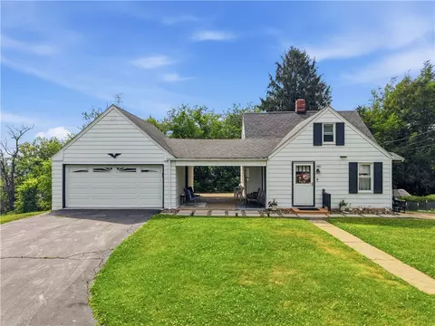 105 Summit Ave, Midland, PA 15059