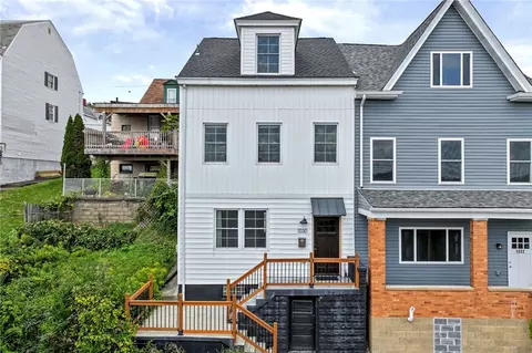 1030 Haslage, Pittsburgh, PA 15212