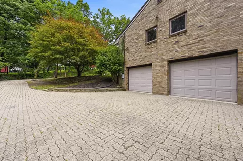 Exterior - 105 Berkeley, Pittsburgh, PA 15237 photo 2 of 9