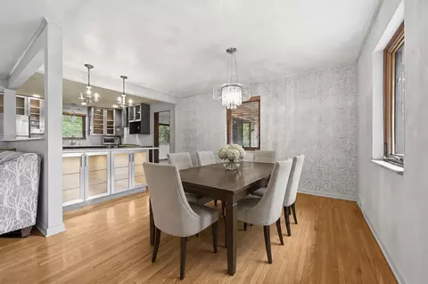 Dining - 105 Berkeley, Pittsburgh, PA 15237 photo 2 of 2