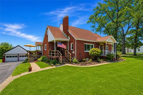 812 Winfield Rd, Cabot, PA 16023