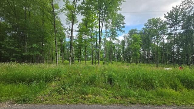 17 Ball Hill Rd, Greenville, PA 16125
