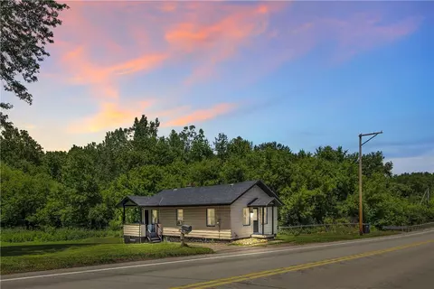 1747 Galilee Rd, Wampum, PA 16157
