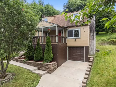 2711 Homestead Duquesne Rd, West Mifflin, PA 15122