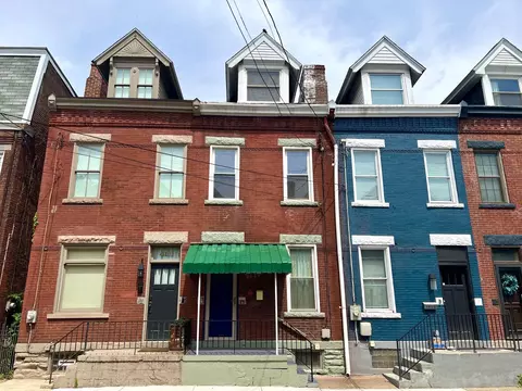 4613 Plummer St, Pittsburgh, PA 15201
