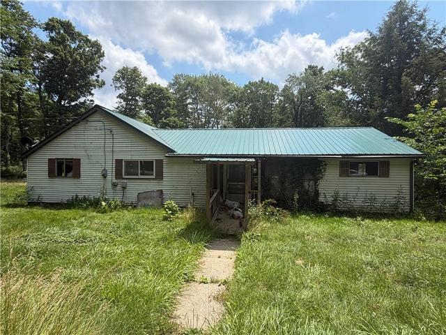 140 Turk Rd, Slippery Rock, PA 16057