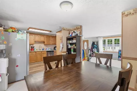 219 Maple Dr, Beaver, PA 15009 photo 9