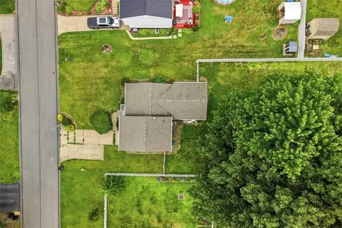 219 Maple Dr, Beaver, PA 15009 photo 31