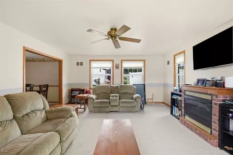 219 Maple Dr, Beaver, PA 15009 photo 12