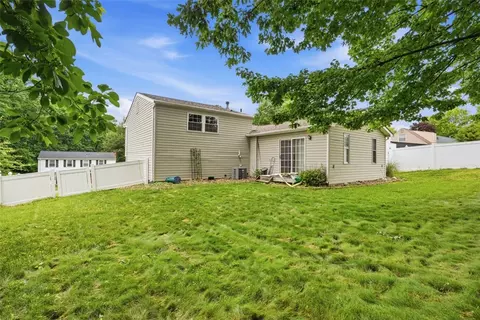 219 Maple Dr, Beaver, PA 15009 photo 29