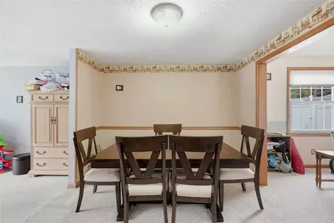 219 Maple Dr, Beaver, PA 15009 photo 8